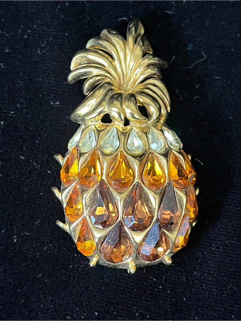 Trifari Vintage 1996 Pineapple Crystal Brooch 1813